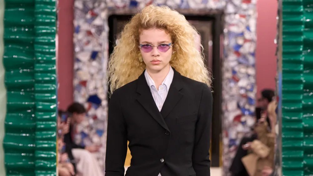 Acne Studios Fall 2026 Ready-to-Wear Runway, Fashion Show & Collection Review