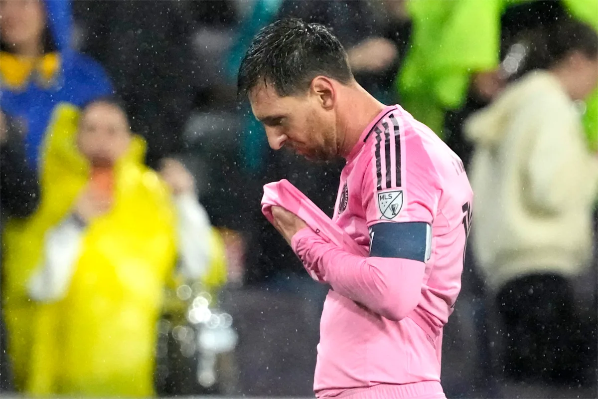 For 10, it’s 900: Inter Miami star Lionel Messi scores milestone 900th goal, joining Ronaldo in club