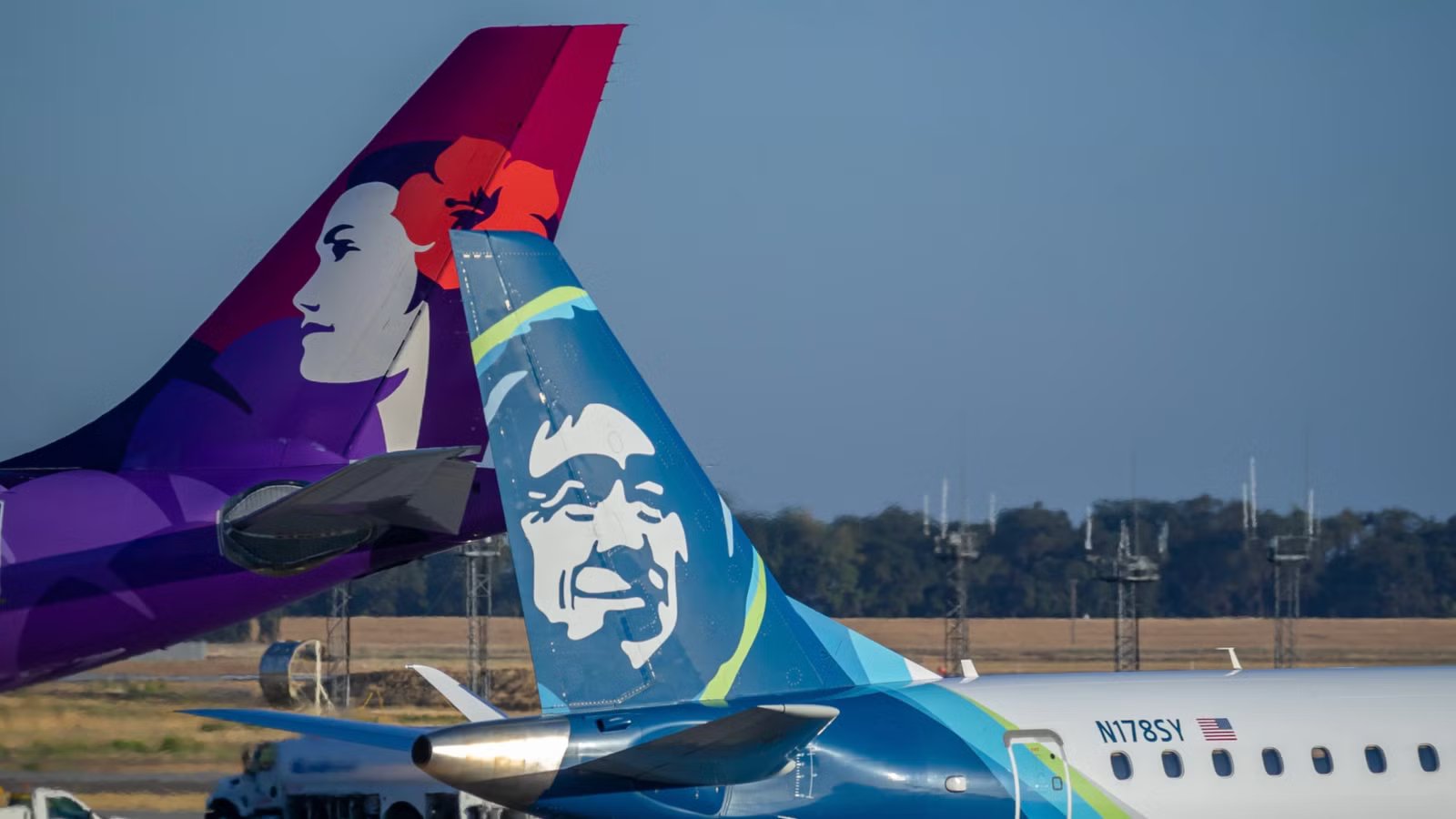 How Alaska Airlines Is Reimagining Hawaiian’s First Class Dining