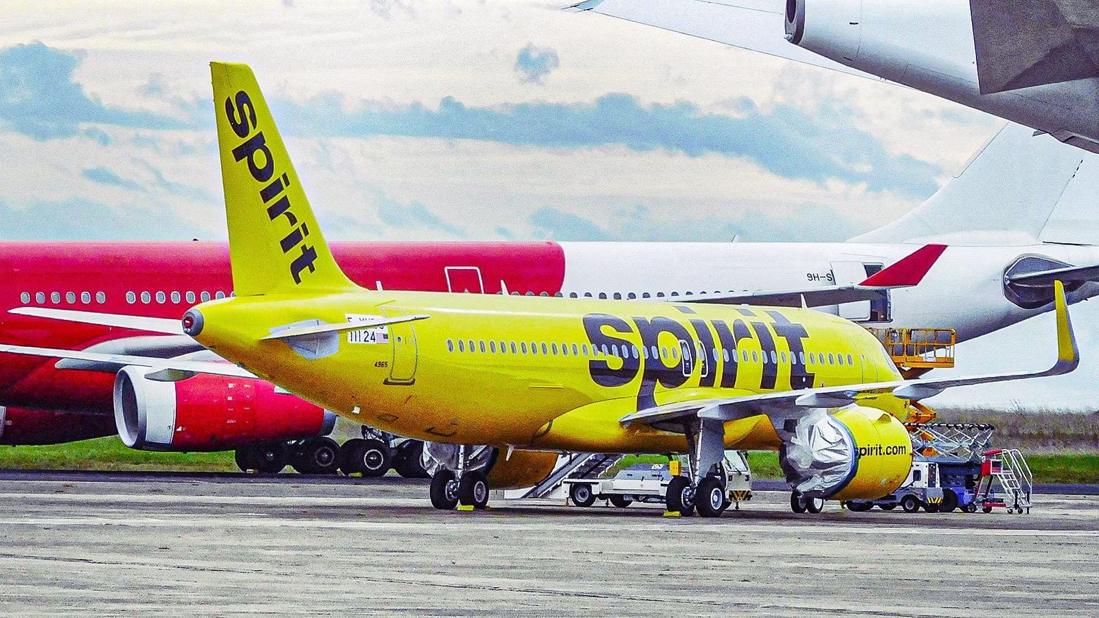 Why Airlines Retire Aircraft Early