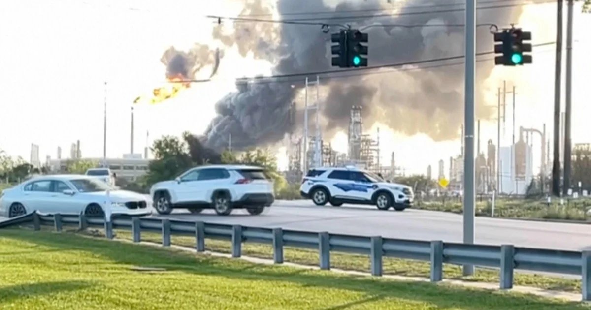 Large blast at Valero oil refinery in Texas sends smoke, flames into the air