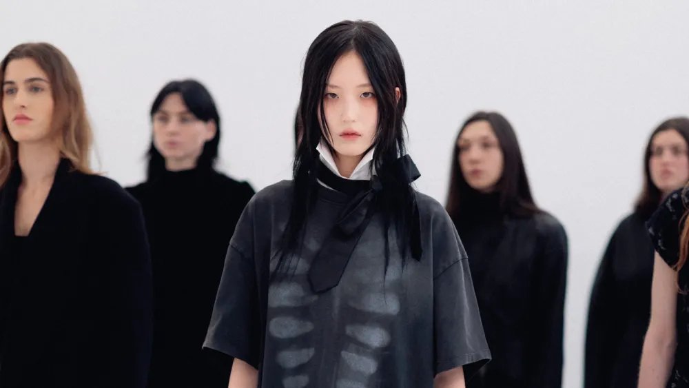 Avavav Fall 2026 Ready-to-Wear Runway, Fashion Show & Collection Review