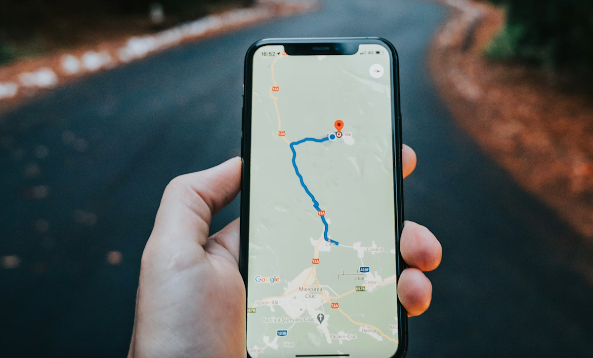 Here’s how not to leak military information with your Strava run