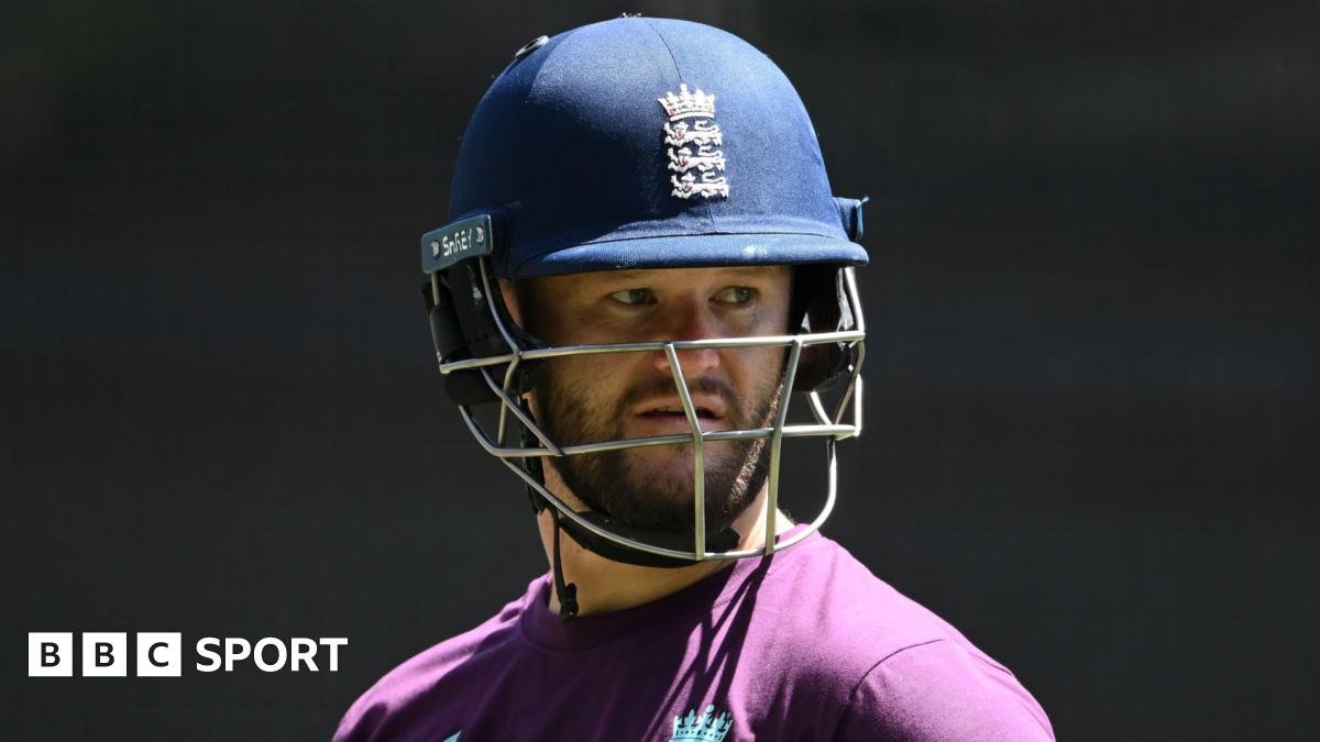 Ben Duckett: Opening batter withdraws from IPL in attempt to keep England place