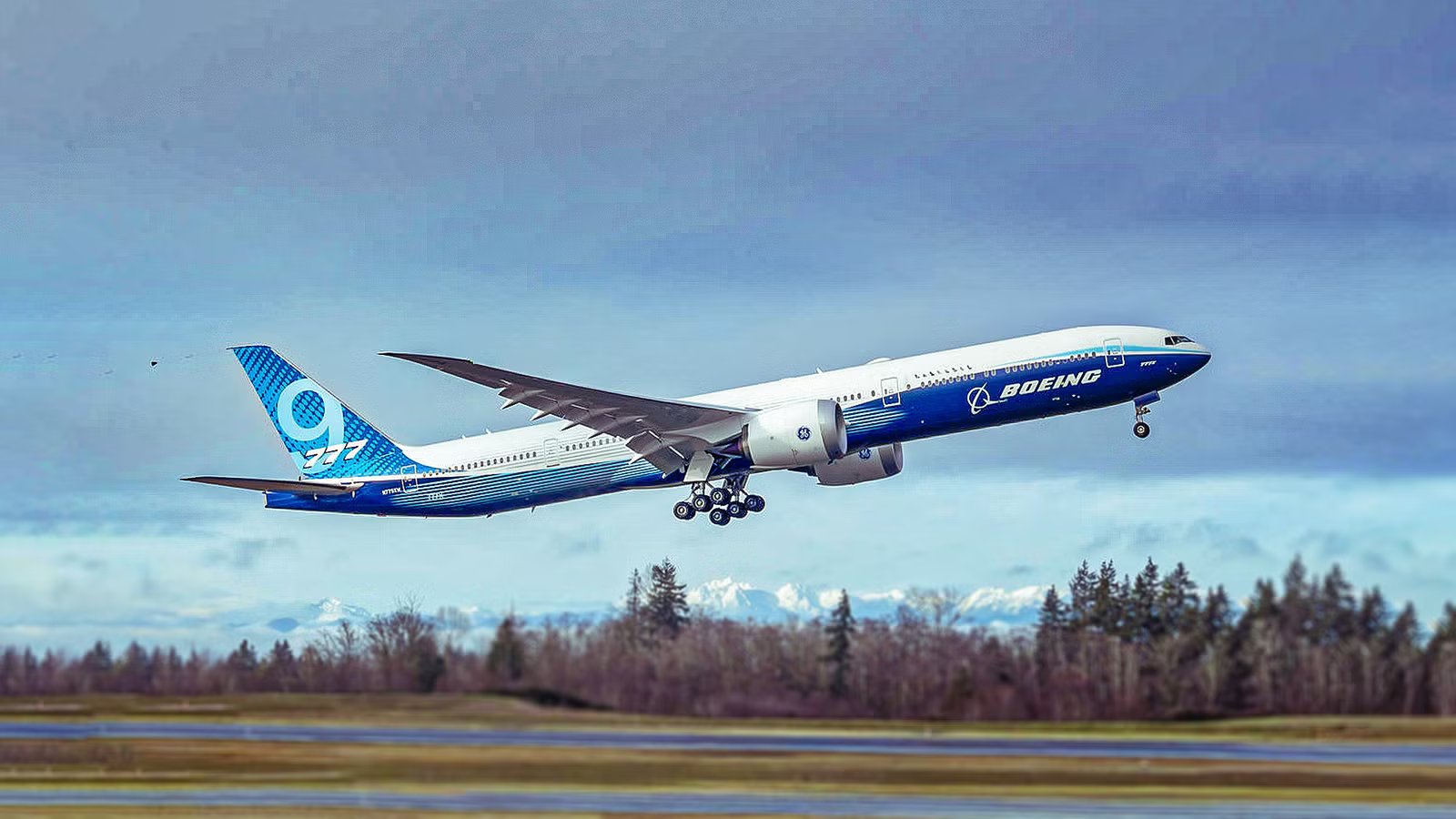 Boeing 777X’s Automated Wing-Fold Systems Prevent Takeoff Disasters For Pilots