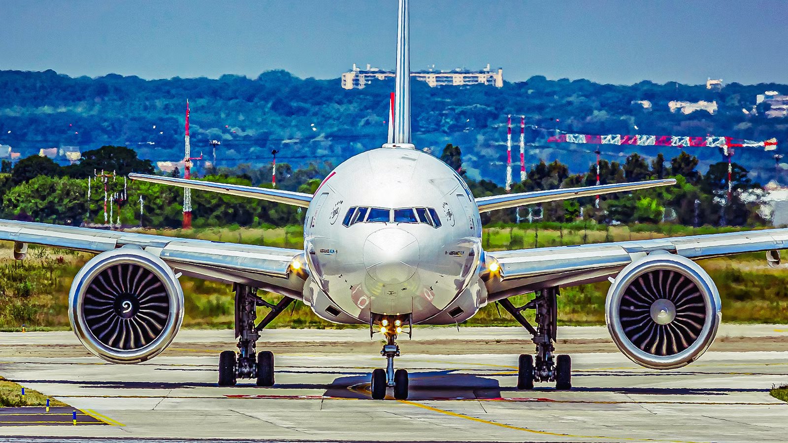 What Is The Busiest Airport For Boeing 777 Flights?