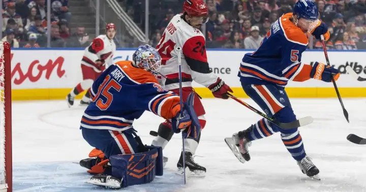 Blake paces surging Hurricanes to win over Oilers