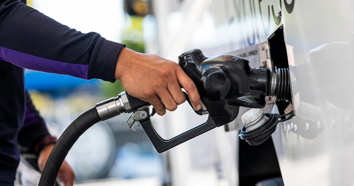 How rising fuel prices impact consumers shopping in stores or online