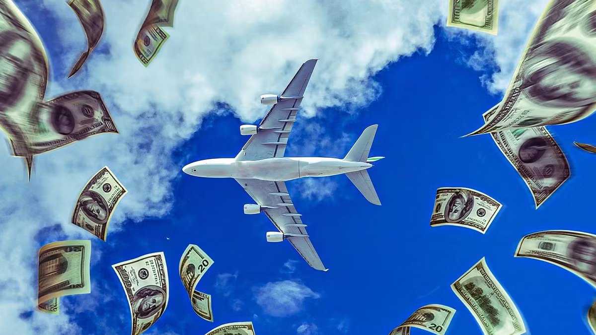 How Much Does It Cost To Fly A Boeing 747-400 For 1 Hour?