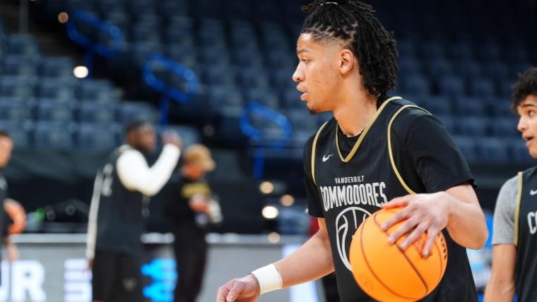 Who is Chandler Bing? Meet Vanderbilt basketball star sharing name as iconic ‘Friends’ character