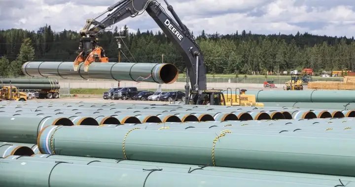 Alberta promises faster approvals for major projects