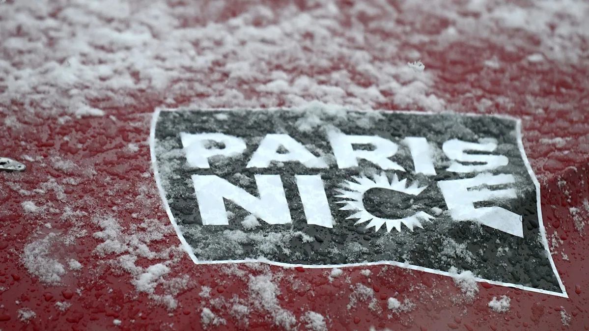 Snow makes summit finish in Paris-Nice unfeasible