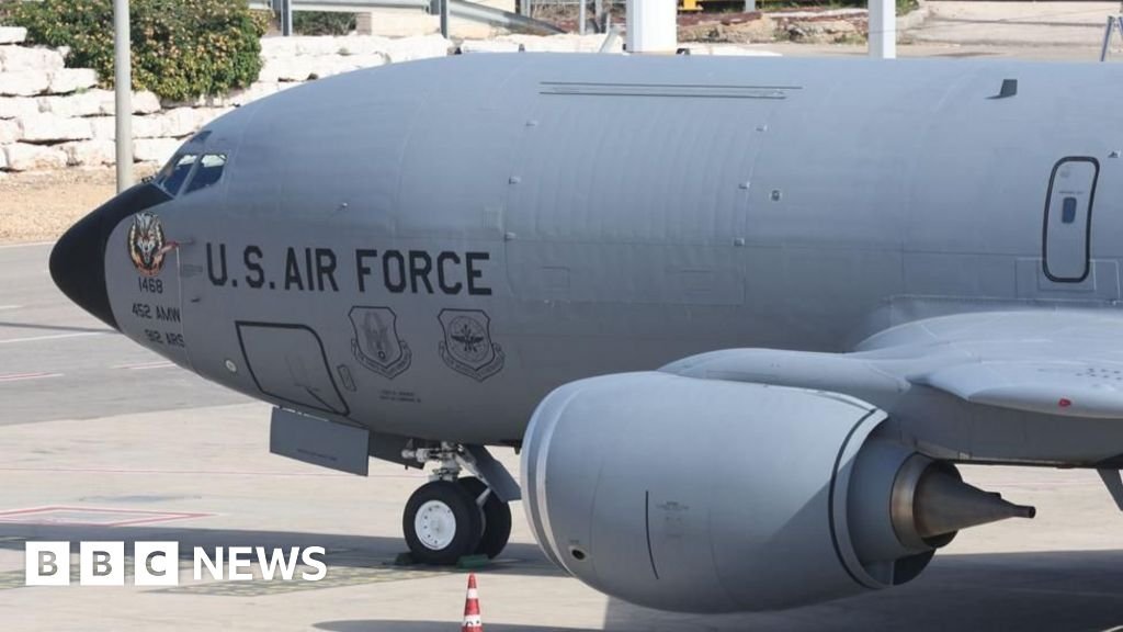 US names six crew killed in refuelling plane crash in Iraq