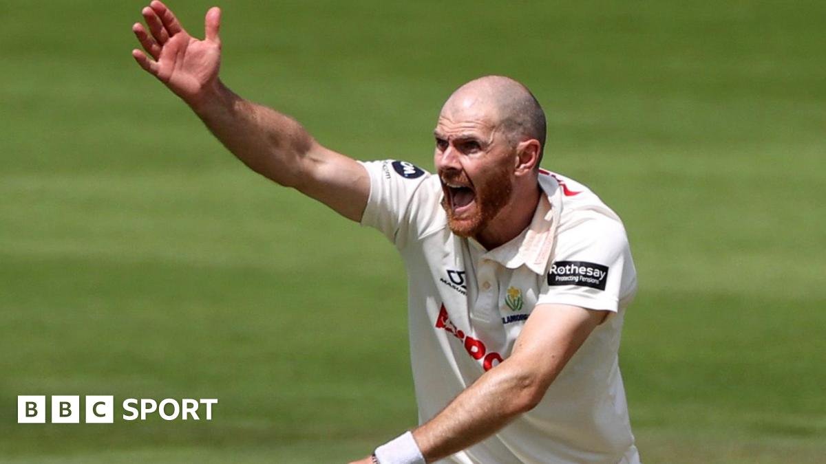 James Harris: Glamorgan bowler retires with immediate effect