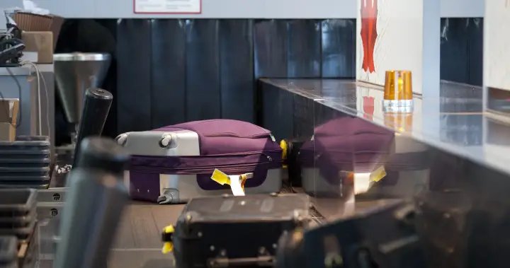 Air Canada employee swapped bag tags to traffic cannabis: RCMP