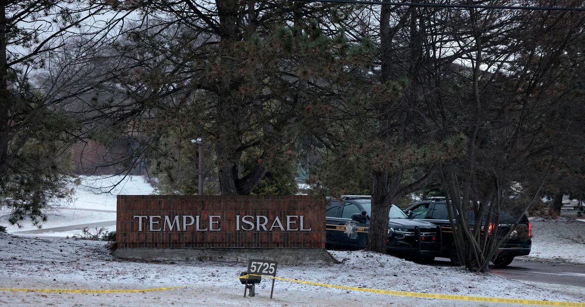 Michigan synagogue attacker was “not stable” ahead of incident, ex-wife told 911 operator