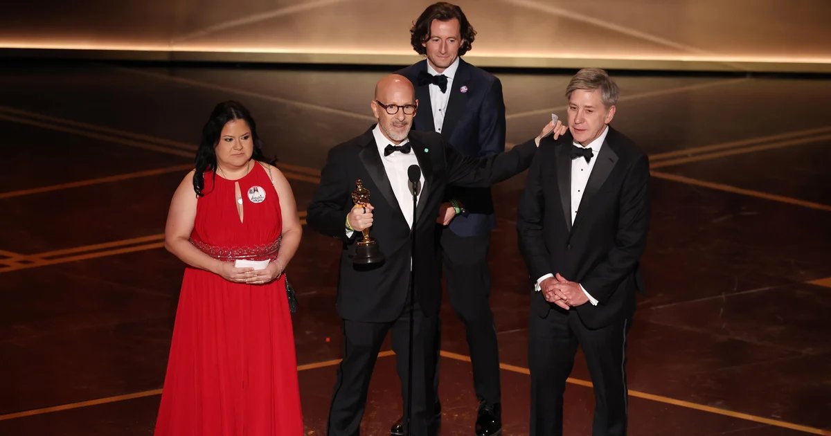 “All the Empty Rooms” wins Oscar for Steve Hartman’s project memorializing children killed in school shootings