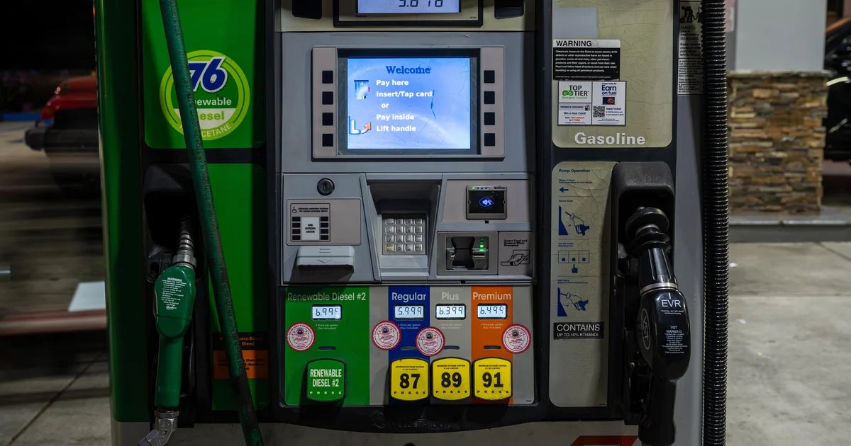 CBS News gas and oil price tracker shows how much energy costs are rising amid the Iran war