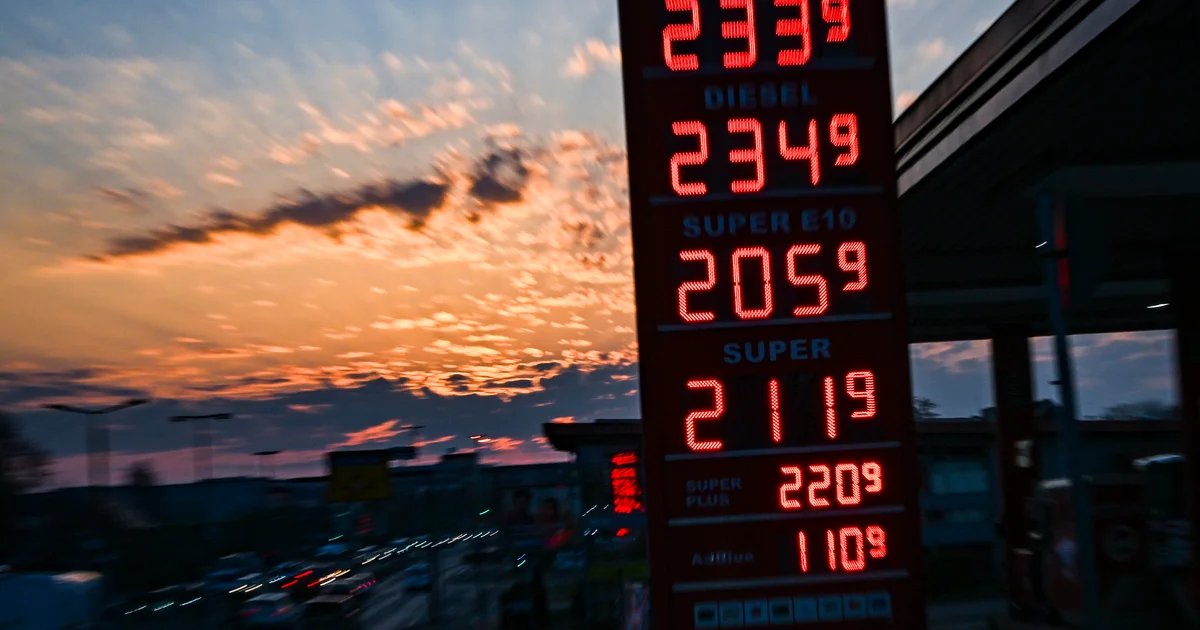 Americans face calls to cut their energy usage as Iran war drags on. Good luck with that.