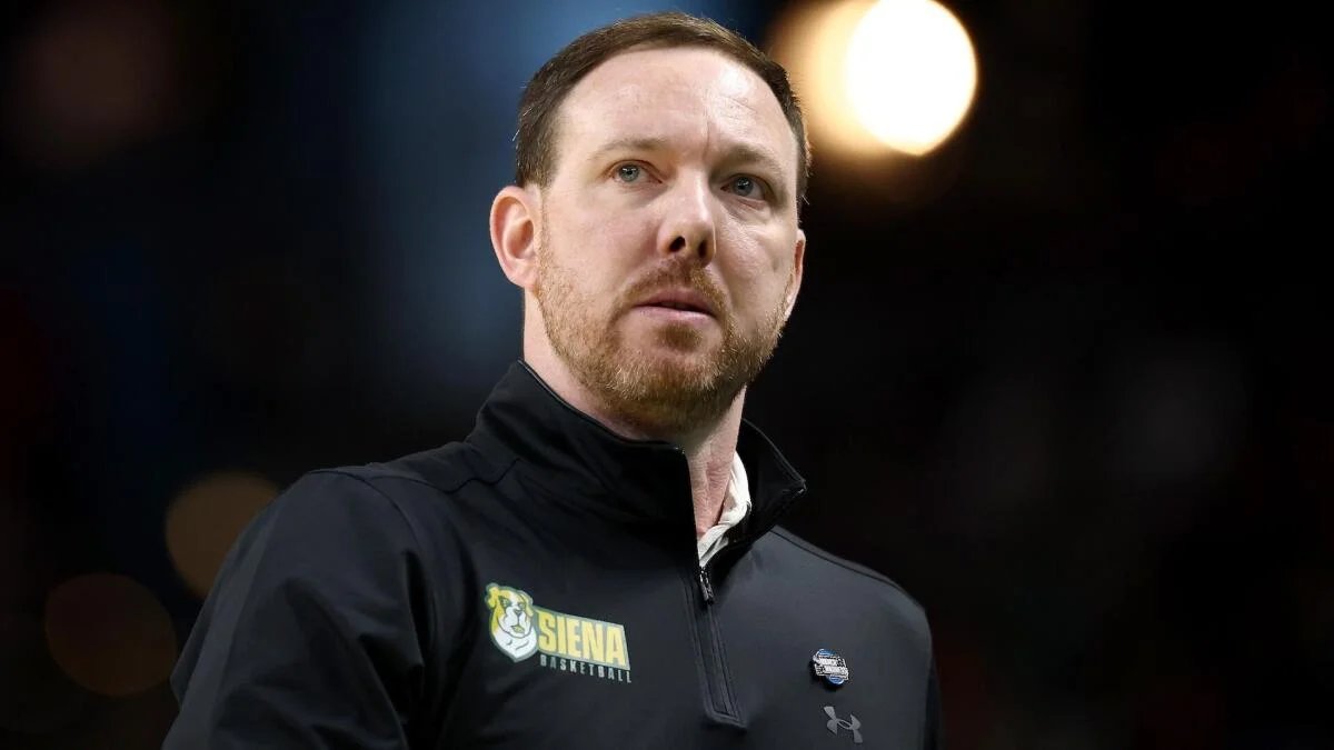 Syracuse finalizing deal with program legend Gerry McNamara as head coach