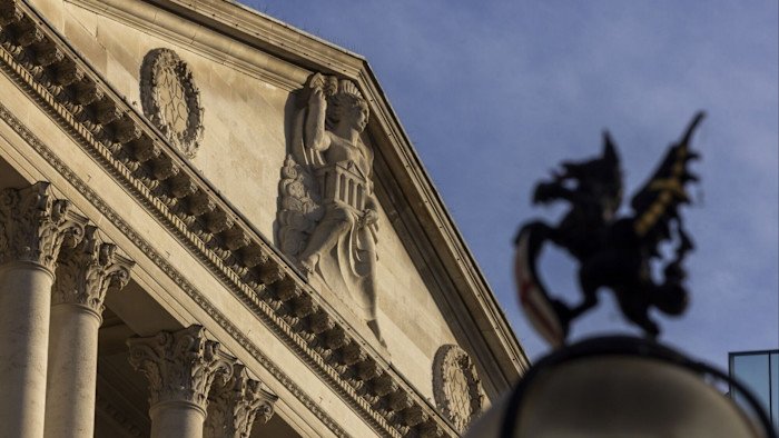 Global bonds slump as Iran war upsets rate-cut bets