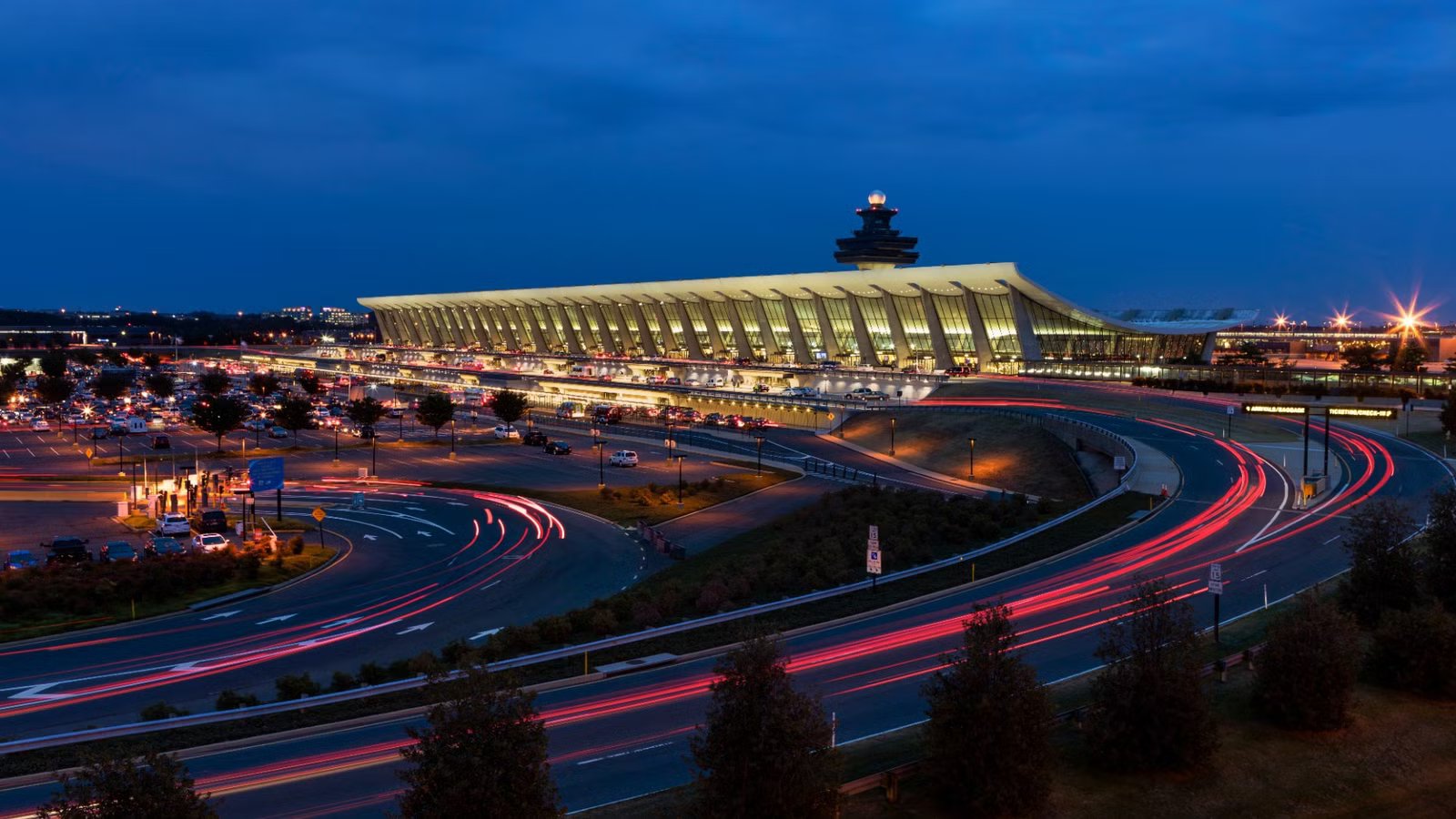 “Strong Odor” Evacuates DC Air Traffic Control For 2nd Time This Month