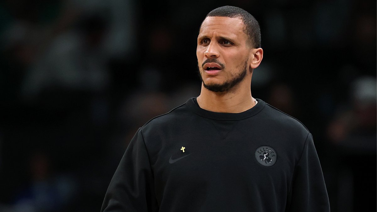 Celtics coach Joe Mazzulla explains why he thinks Coach of the Year is a ‘stupid’ award
