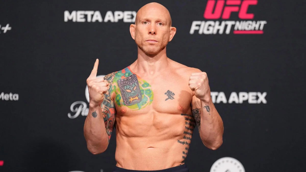 UFC Fight Night predictions — Emmett vs. Vallejos: Fight card, odds, picks and more