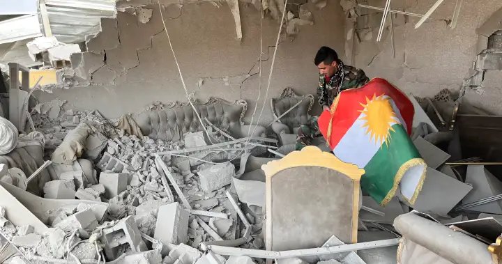 Iranian Kurdish fighters say they’re ready to fight, but waiting for orders – National