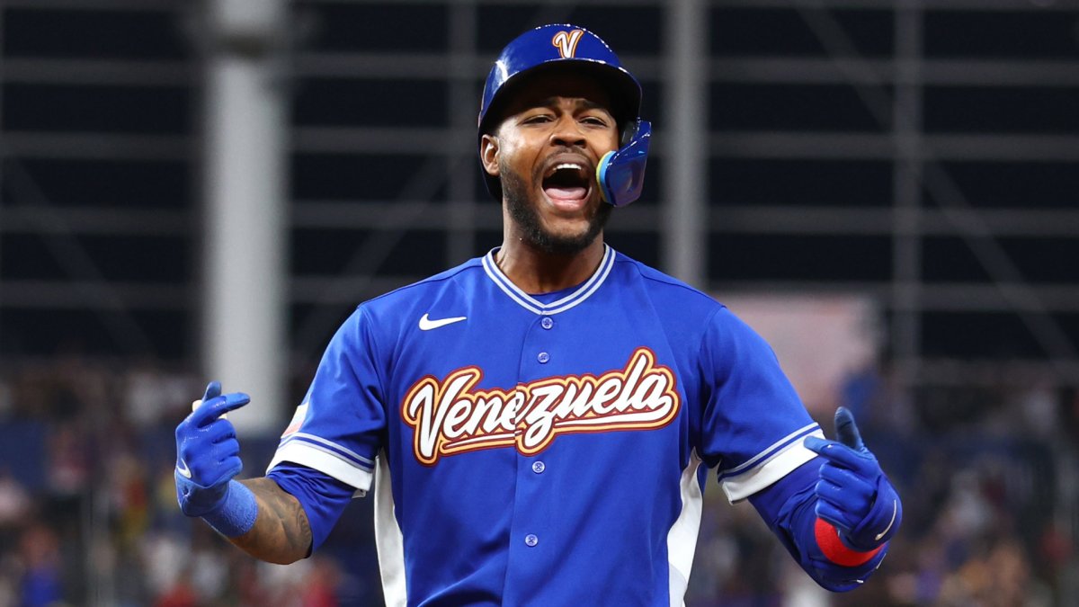 World Baseball Classic: Venezuela storms back vs. Italy, sets up finale vs. Team USA