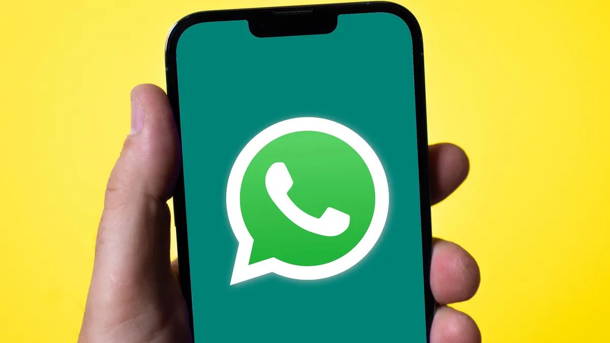 WhatsApp’s New Update Makes it Easier to Switch Phones, Free Up Storage