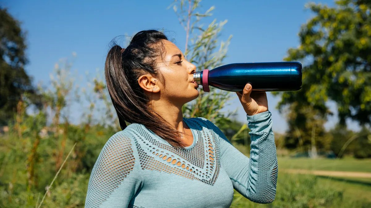 The ‘8-by-8 Rule’ Is a Myth. This Is How Much Water You Should Drink