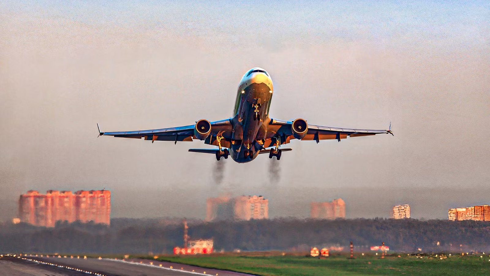 What Happens When A Pilot Rejects Landing At The Last Second