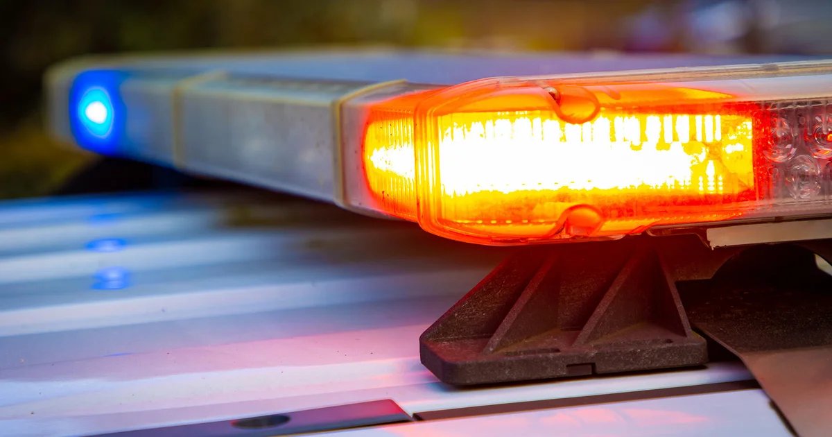 U.S. Park Police officer ambushed, shot by 2 men in Washington, officials say