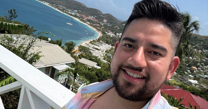 Shattered” partner of American Airlines flight attendant missing in Colombia: “I want to believe that he’s alive