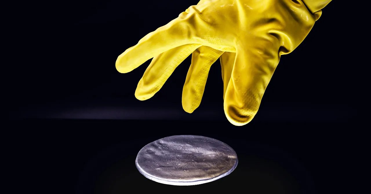 How Trump’s Plot to Grab Iran’s Nuclear Fuel Would Actually Work