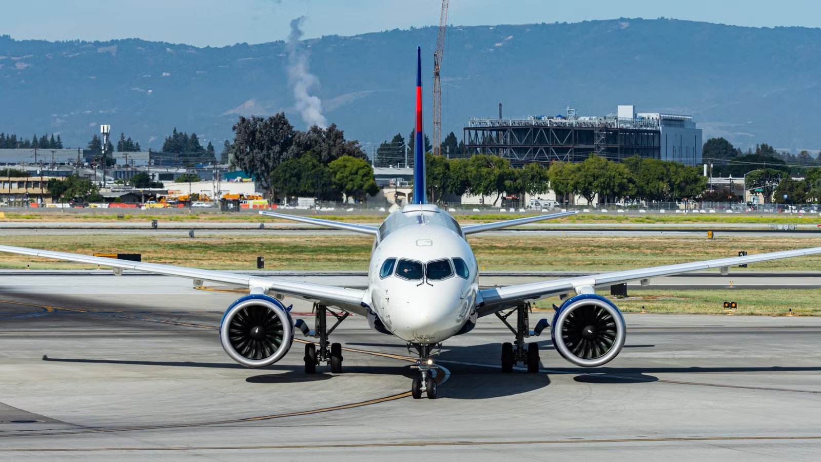 Airbus Faces Persistent Engine Shortages Threatening Future Aircraft Deliveries