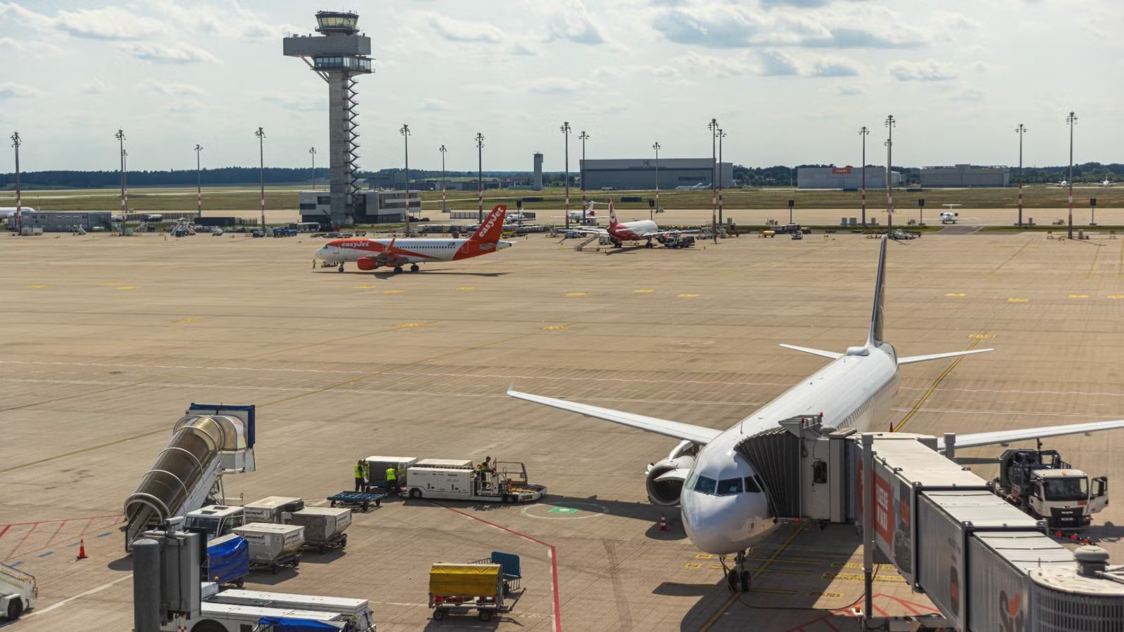 Strike Leaves 57,000 Without Flights