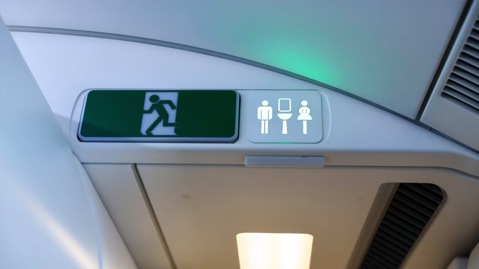 Instagram Runner Faces Backlash After 5K Run In Airplane Lavatory