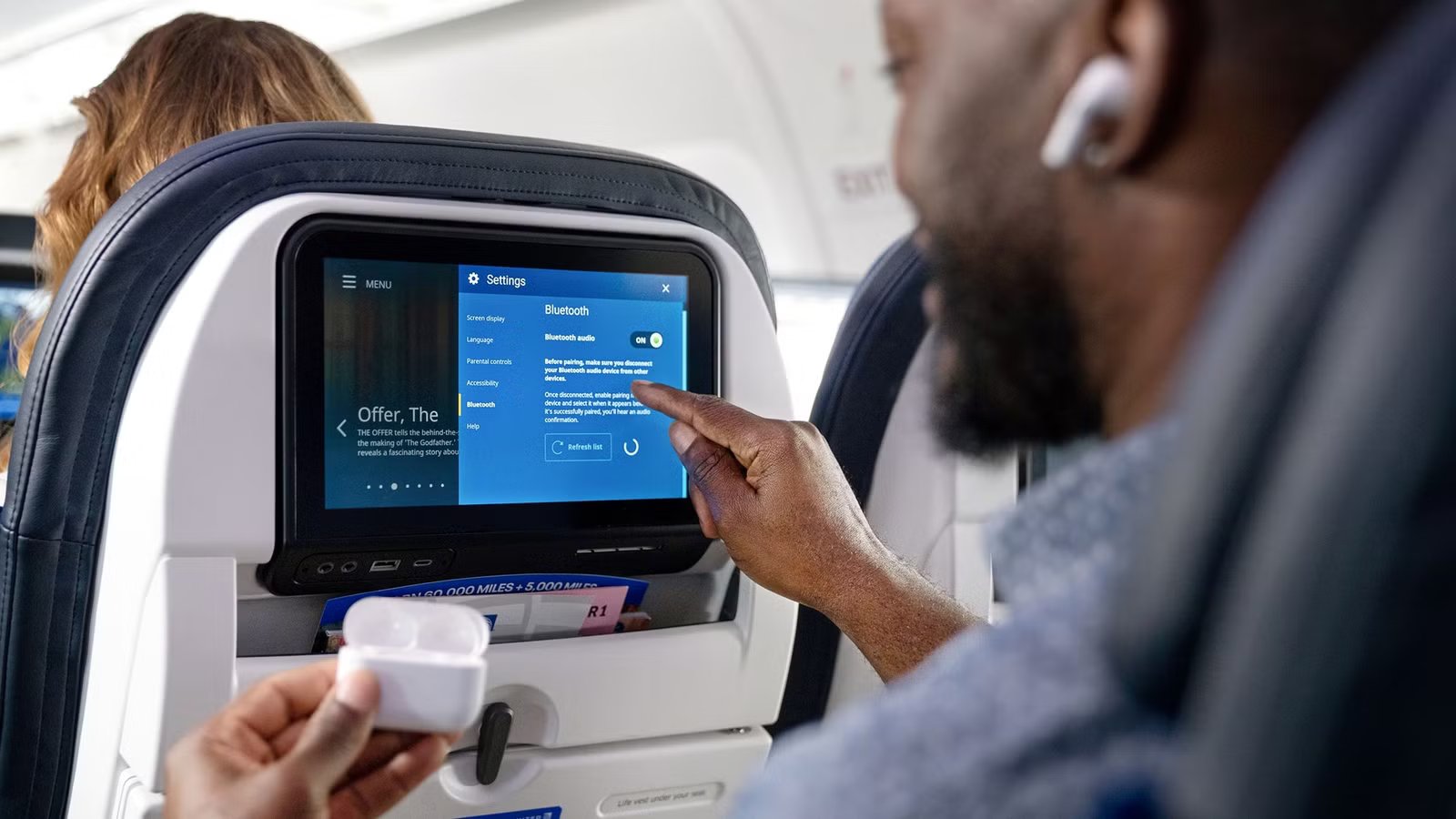 How Inflight Connectivity Affects The Passenger Experience