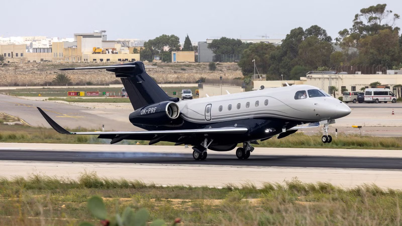 Chartering Out Of Chaos: The Risky Business Of War-Zone Extracts