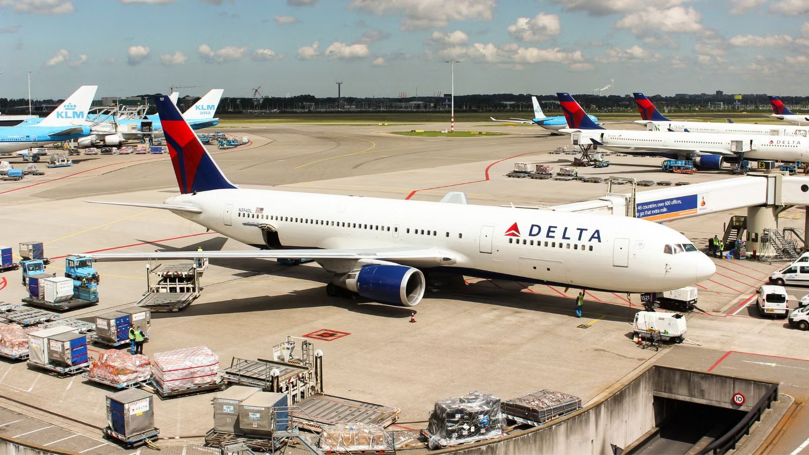 Delta Under Fire As Musician Blasts Airline For Ruined Bags