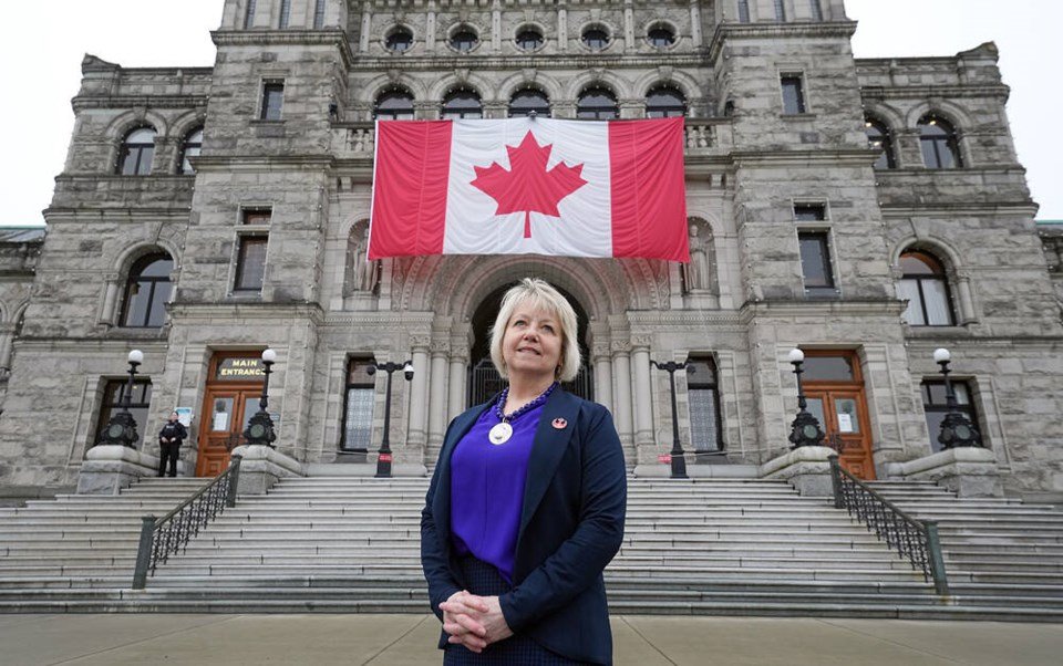 Mario Canseco: Most Canadians polled still back COVID-19 measures but question leadership