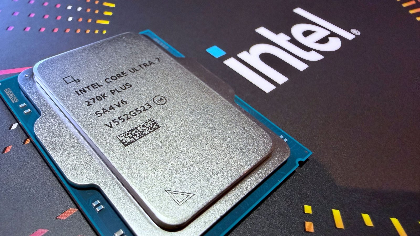 Intel Core Ultra 7 270K Plus review