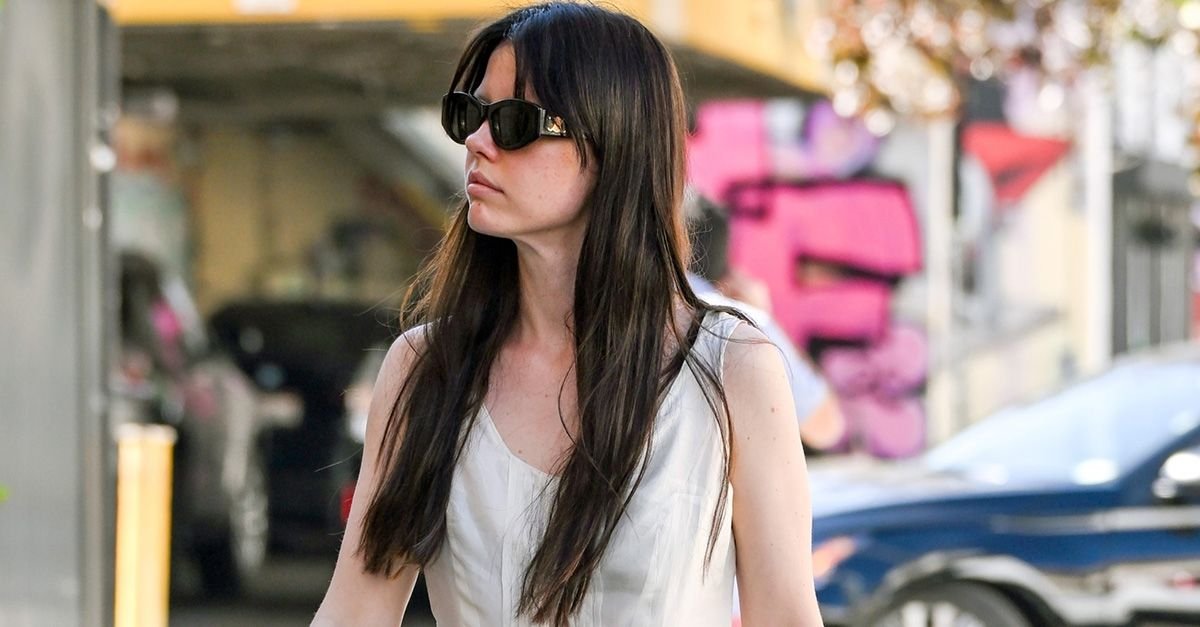 Mia Goth Wore Flip-Flops With This Perfect Spring Outfit