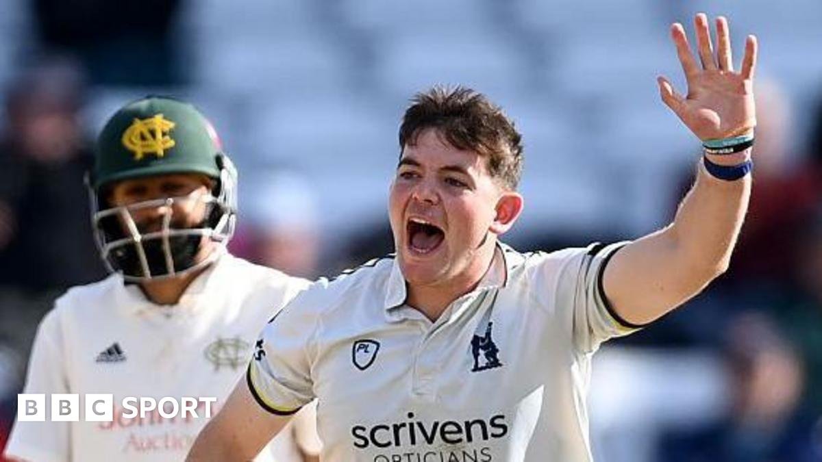 Ethan Bamber: Warwickshire seamer aiming to become more versatile option in 2026