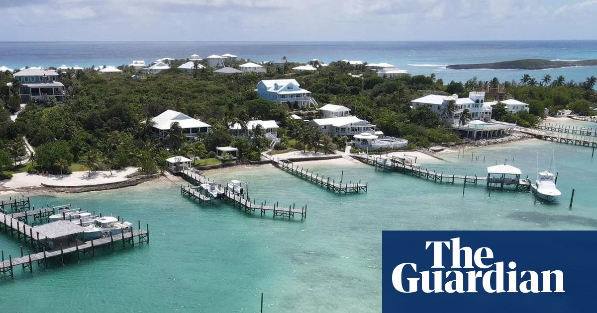 Bahamas police release Michigan man questioned after wife disappeared from their boat | US crime