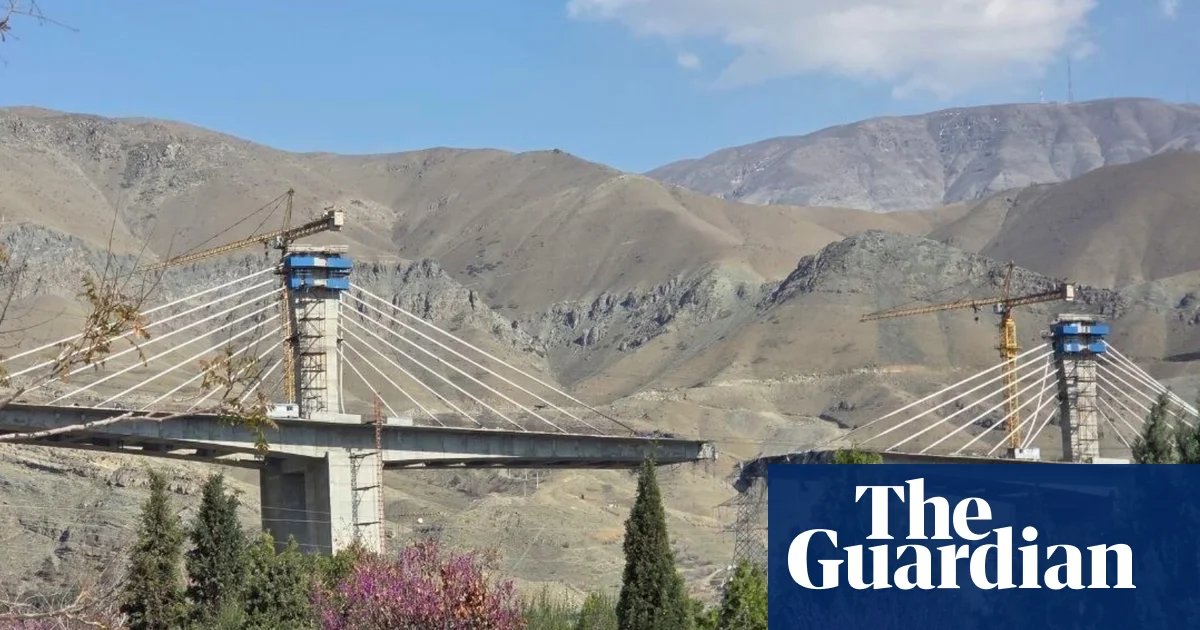 Trump warns Tehran ‘more to follow’ after strike destroys Iran’s largest bridge | US-Israel war on Iran