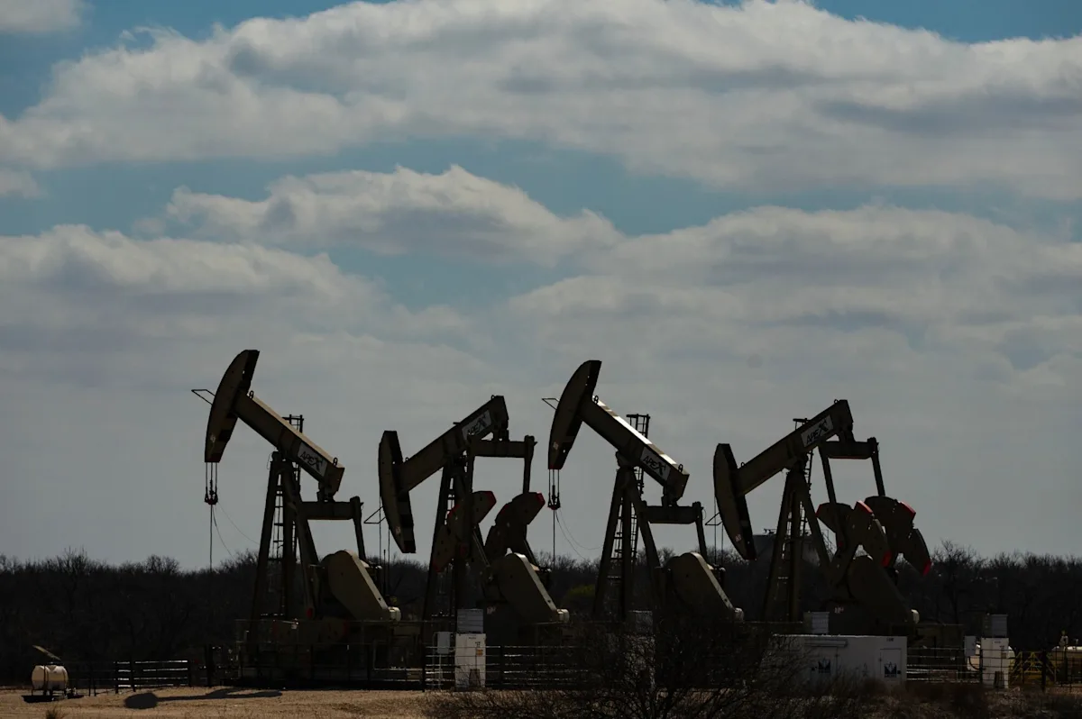 Oil Holds Gain After Attacks Lower Saudi Production Capacity