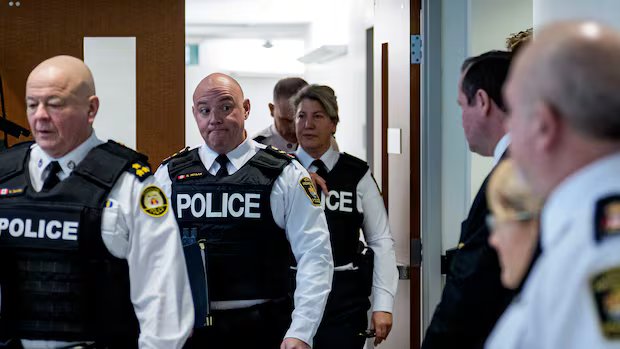 Toronto police ramp up patrols at Jewish places of worship during Passover